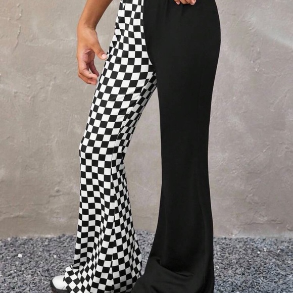 Checkered Black and White Women's Flare Pants - Picture 1 of 2